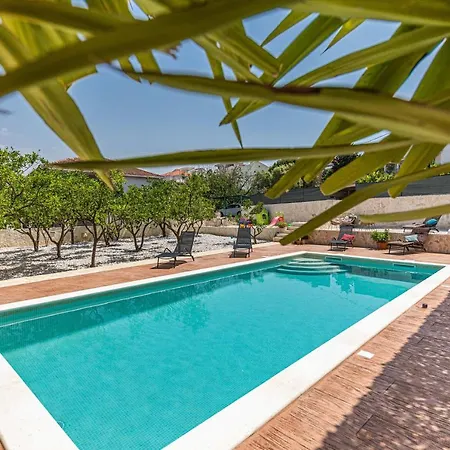 וילה Sea Stone House אוקרוג גורניי